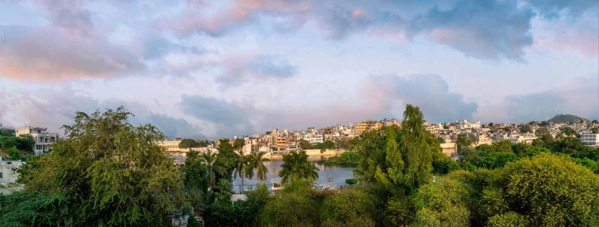 A Pousada Soham Haveli Udaipur Exterior foto